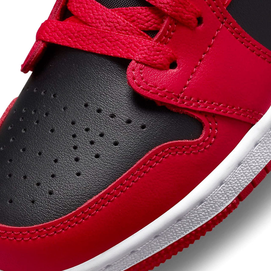 Air Jordan 1 Low GS 'Black Very Berry'- Streetwear Fashion - evapacs.com