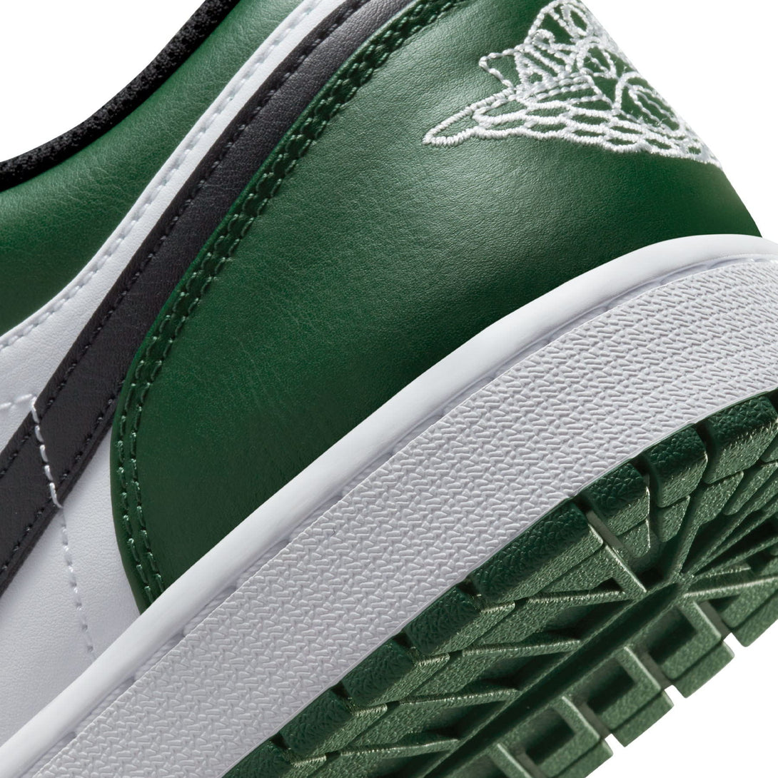 Air Jordan 1 Low 'Green Toe'- Streetwear Fashion - evapacs.com