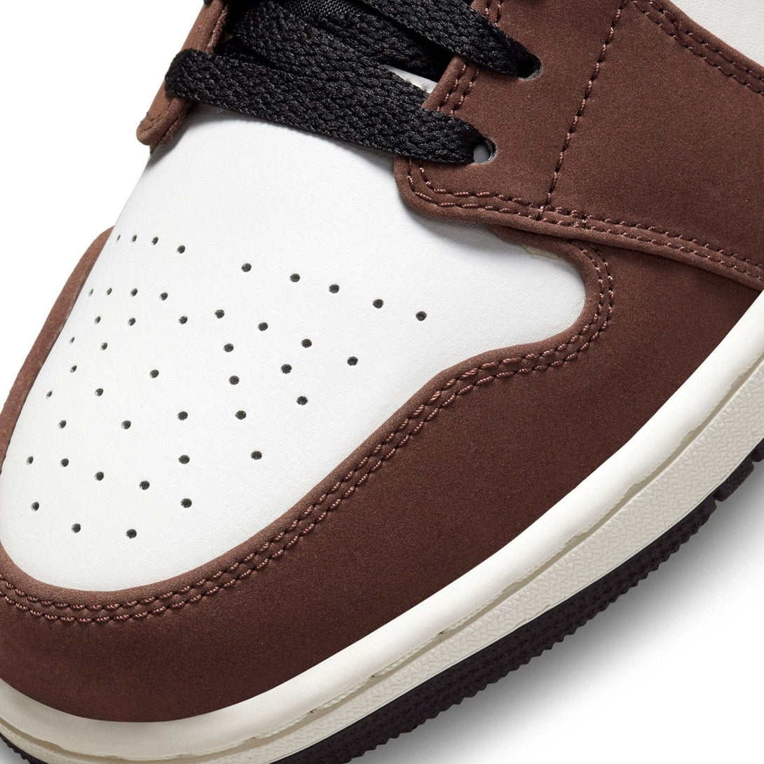 Air Jordan 1 Low 'Mocha'- Streetwear Fashion - evapacs.com