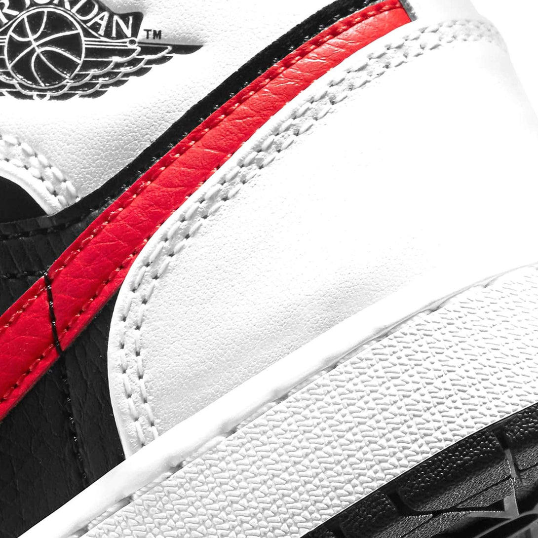 Air Jordan 1 Mid GS 'Chile Red'- Streetwear Fashion - evapacs.com