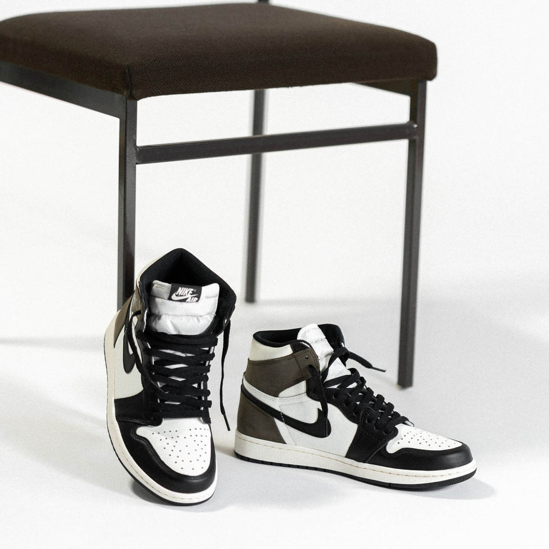 Air Jordan 1 Retro High OG 'Dark Mocha'- Streetwear Fashion - evapacs.com