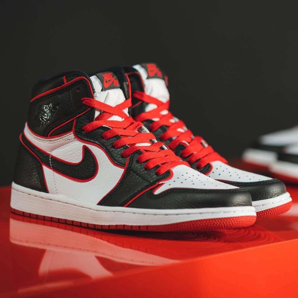 Air Jordan 1 Retro High OG GS 'Bloodline'- Streetwear Fashion - evapacs.com