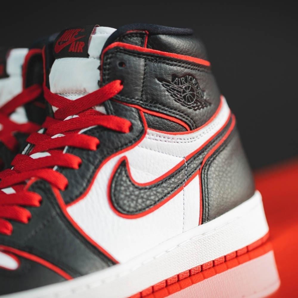 Air Jordan 1 Retro High OG GS 'Bloodline'- Streetwear Fashion - evapacs.com