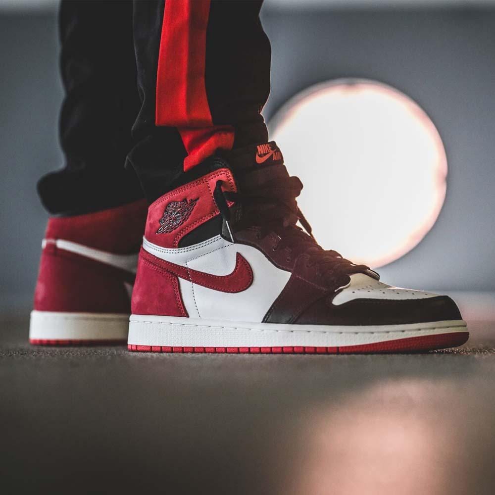 Air Jordan 1 Retro High OG "Summit Red"- Streetwear Fashion - evapacs.com