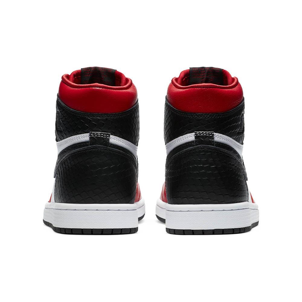 Air Jordan 1 Retro High Satin Snake Chicago (W)- Streetwear Fashion - evapacs.com