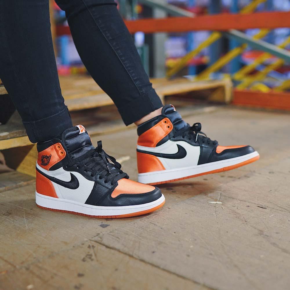 Air Jordan 1 WMNS Satin 'Shattered Backboard' Orange Black- Streetwear Fashion - evapacs.com