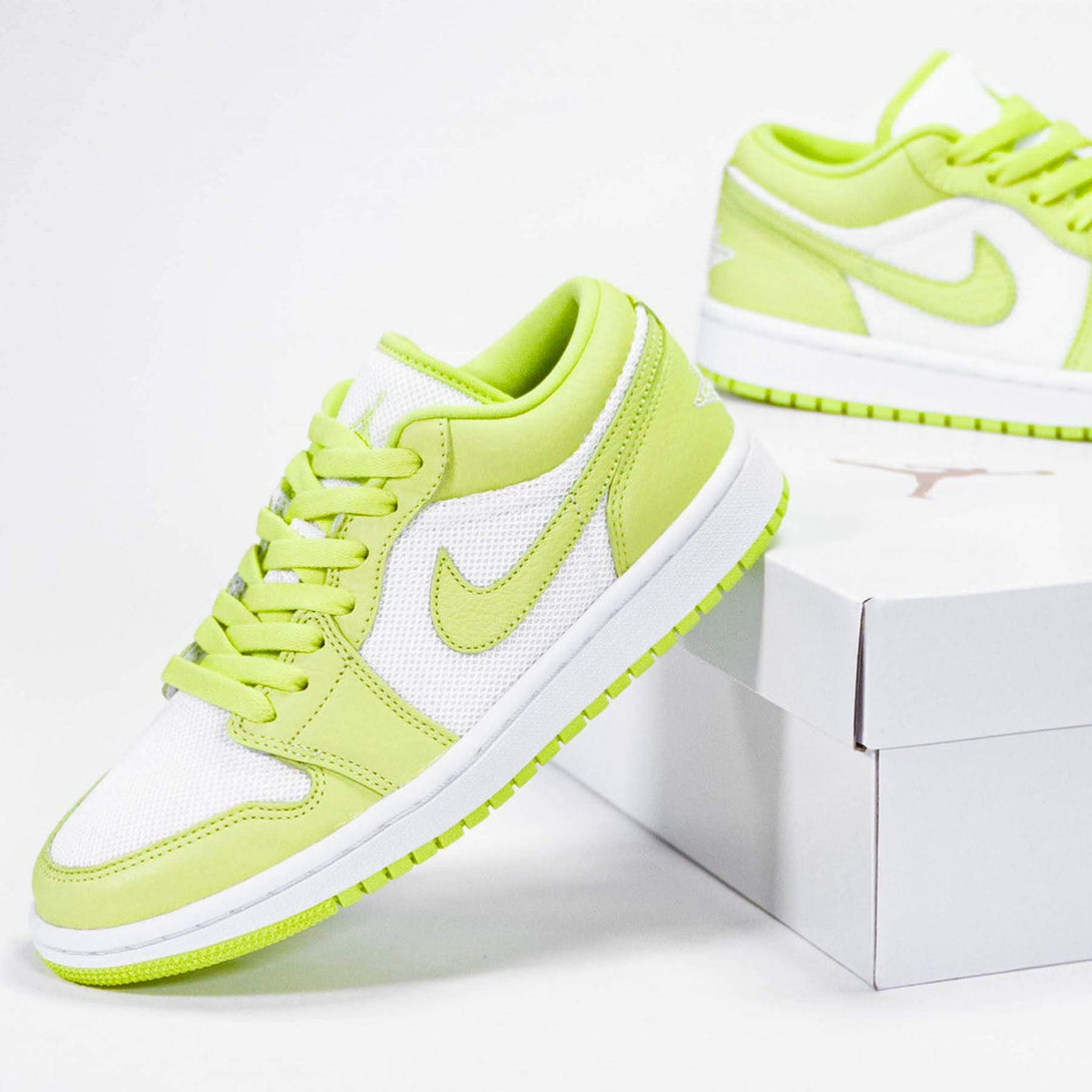 Air Jordan 1 Wmns Low 'Limelight'- Streetwear Fashion - evapacs.com