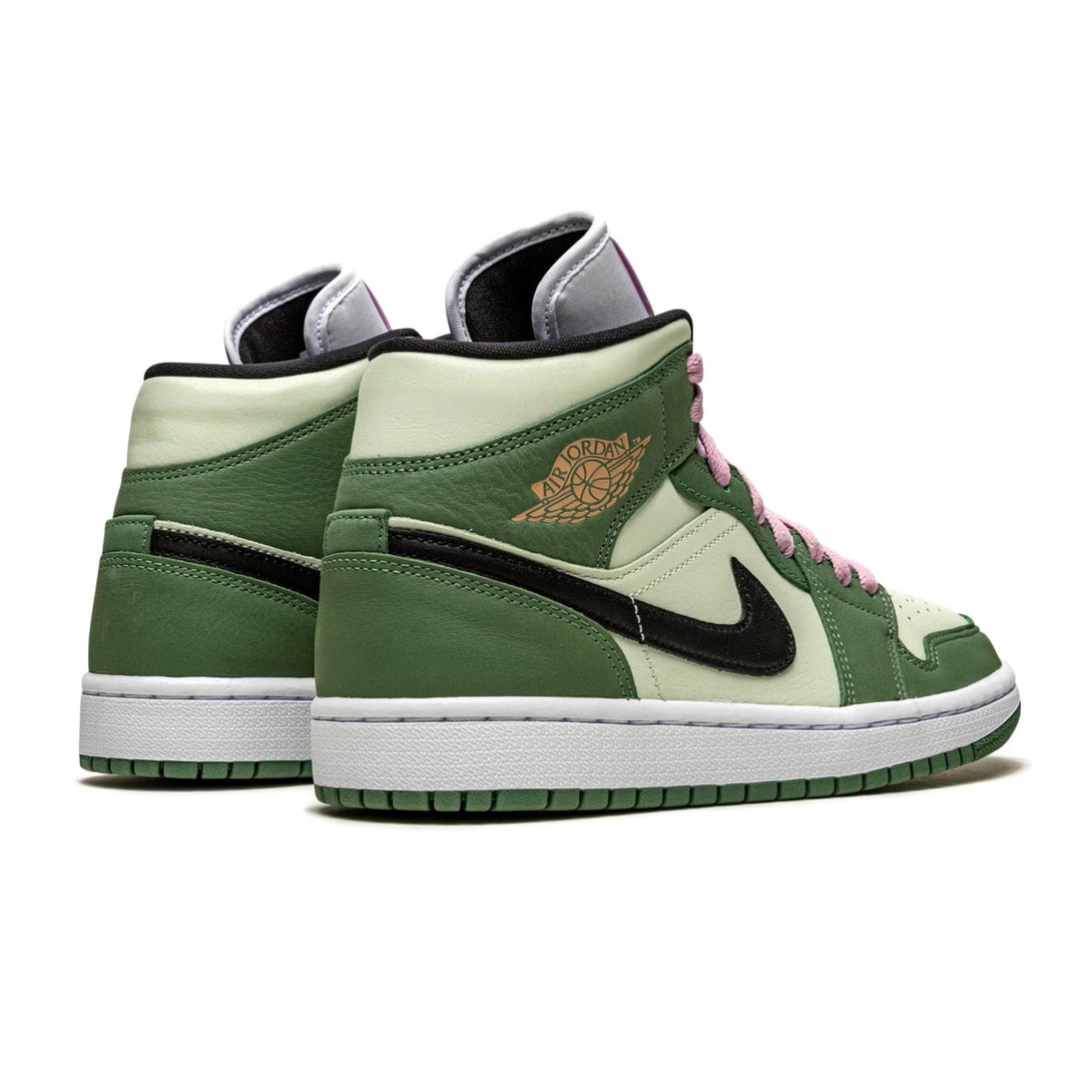 Air Jordan 1 Wmns Mid SE 'Dutch Green'- Streetwear Fashion - evapacs.com