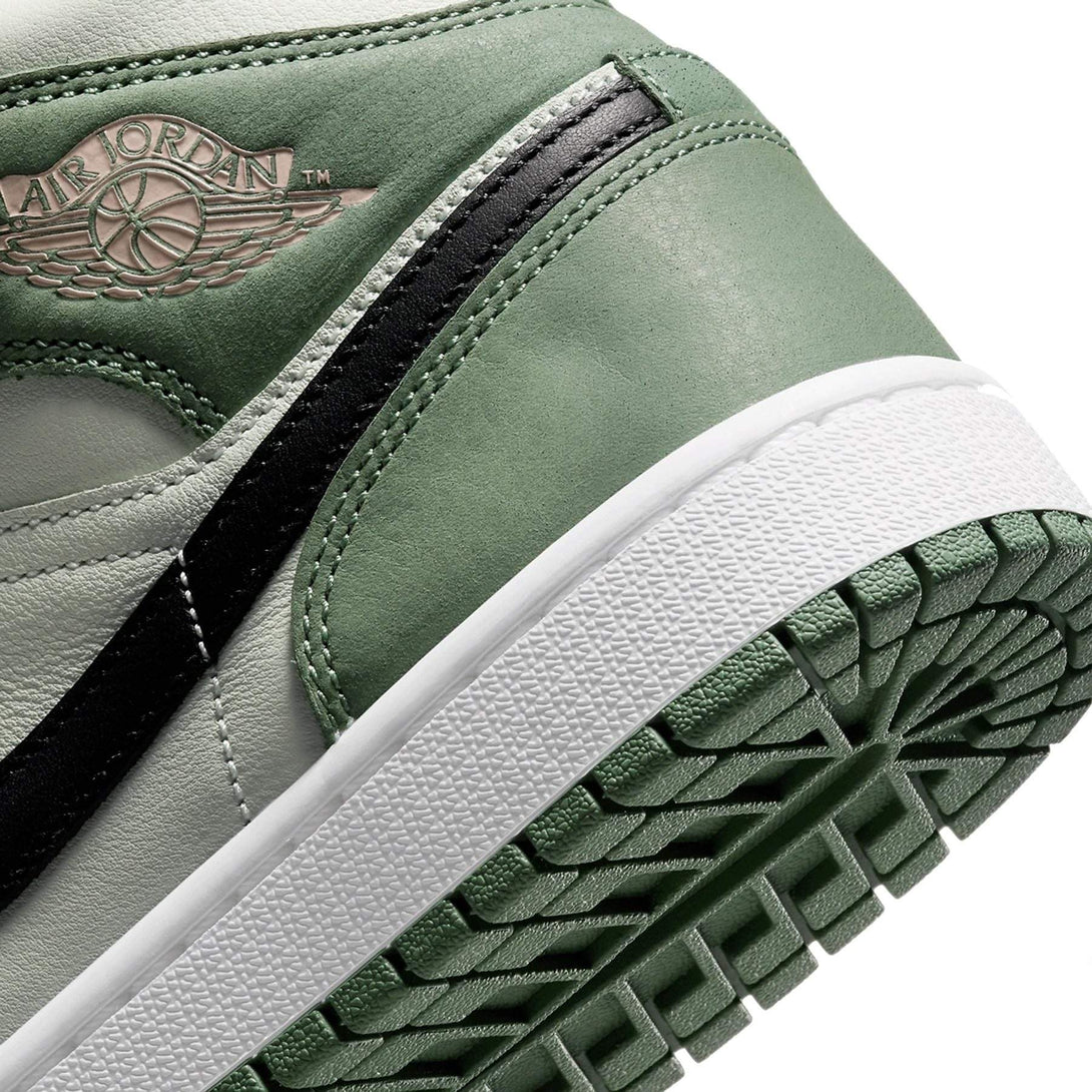 Air Jordan 1 Wmns Mid SE 'Dutch Green'- Streetwear Fashion - evapacs.com