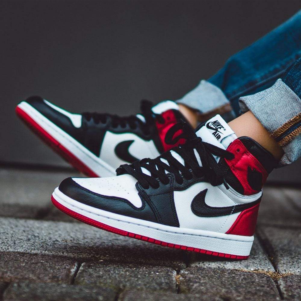 Air Jordan 1 Wmns Retro High 'Satin Black Toe'- Streetwear Fashion - evapacs.com