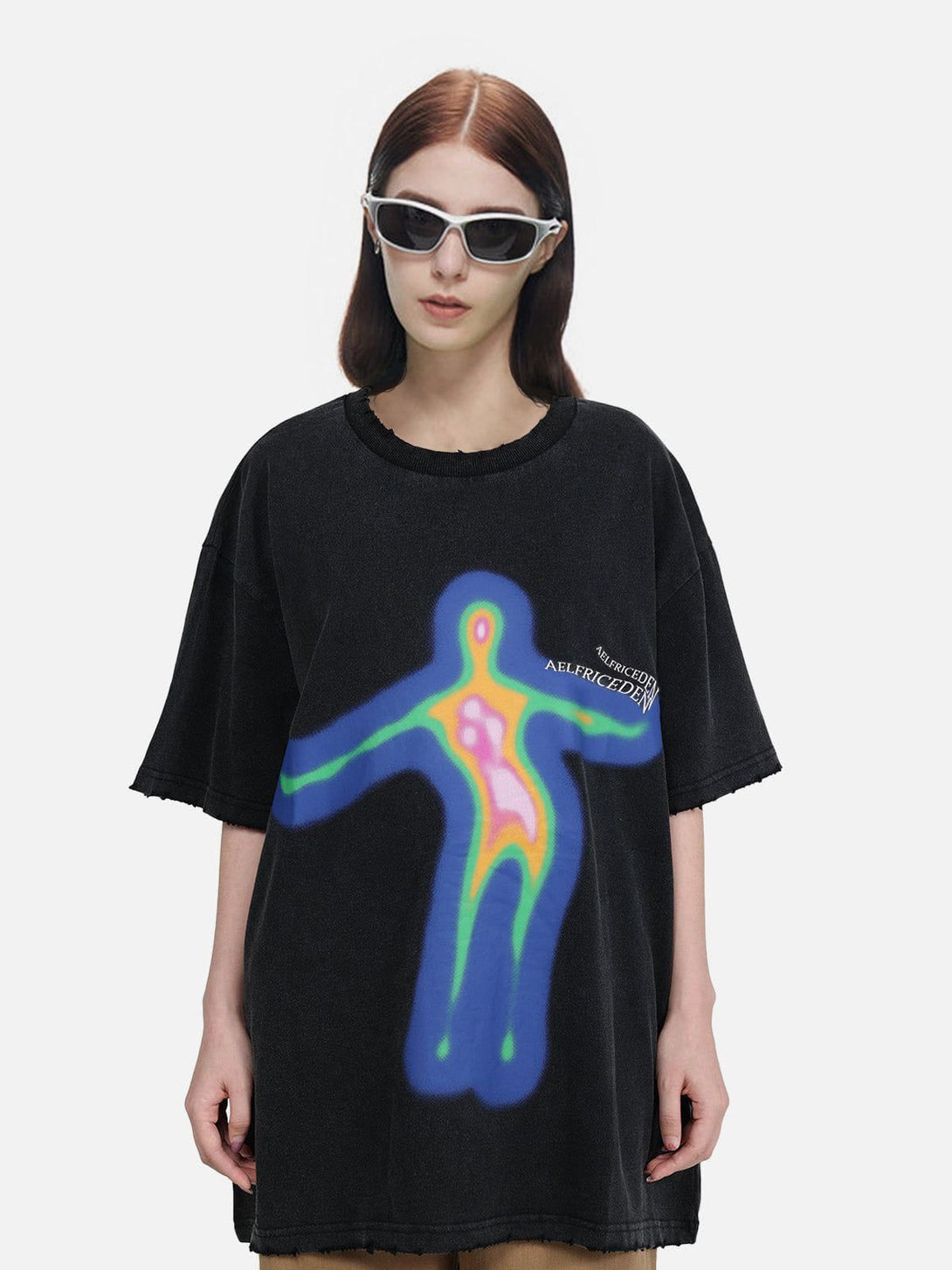 Evapacs - Distorted Portrait Graphic Oversized Tee- Streetwear Fashion - evapacs.com