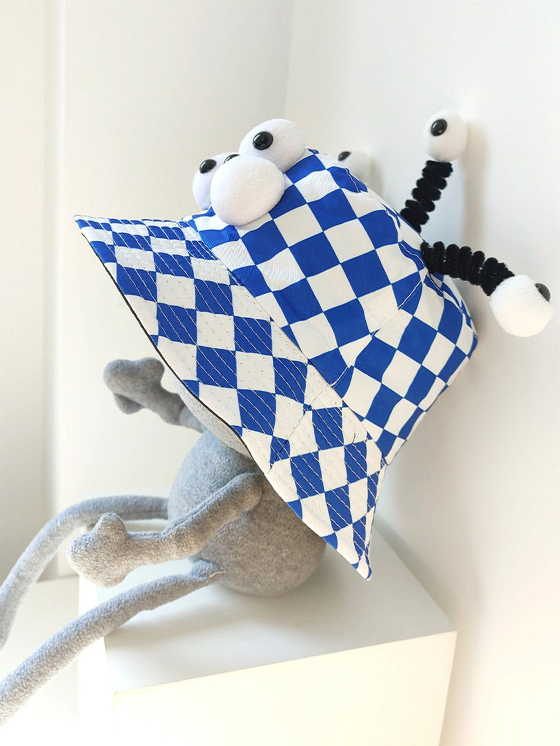 Evapacs - Plaid Three Eyes Cartoon Hat- Streetwear Fashion - evapacs.com