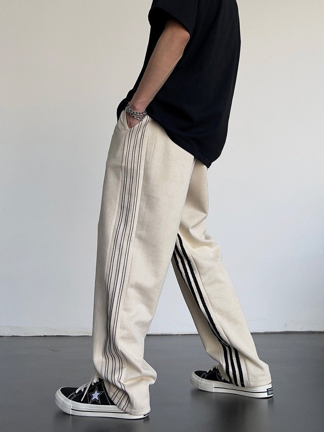 Evapacs - Striped High Waist Sweatpants- Streetwear Fashion - evapacs.com