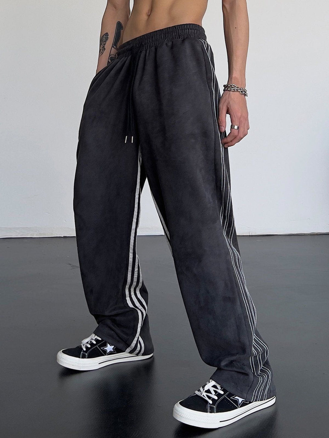 Evapacs - Striped High Waist Sweatpants- Streetwear Fashion - evapacs.com