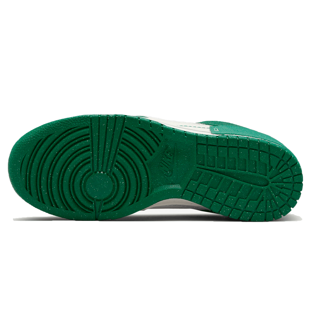 Nike Dunk Low Disrupt 2 Wmns 'Malachite'- Streetwear Fashion - evapacs.com