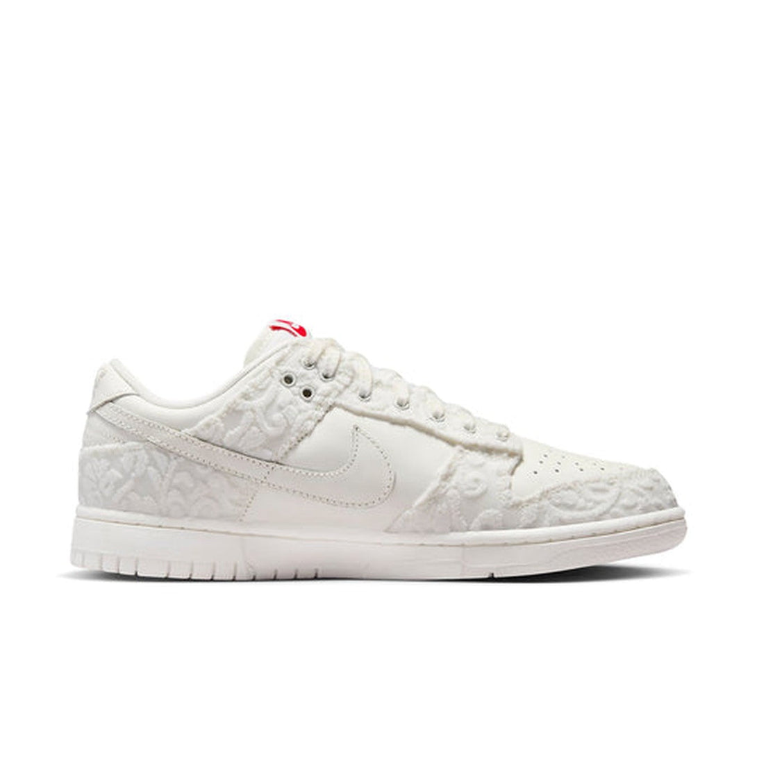 Nike Dunk Low 'Give Her Flowers'- Streetwear Fashion - evapacs.com