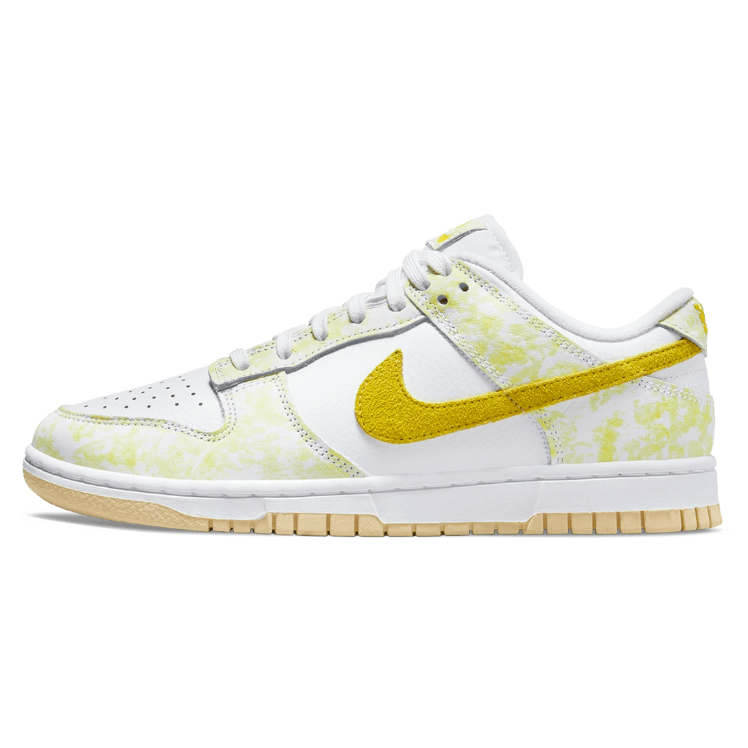 Nike Dunk Low OG Wmns 'Yellow Strike'- Streetwear Fashion - evapacs.com