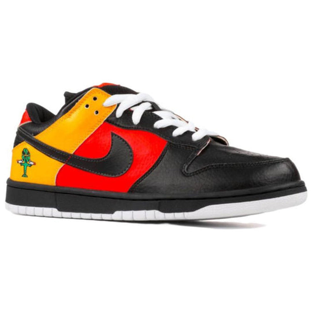 Nike Dunk Low Pro SB Skateboard 'Orange Raygun'- Streetwear Fashion - evapacs.com