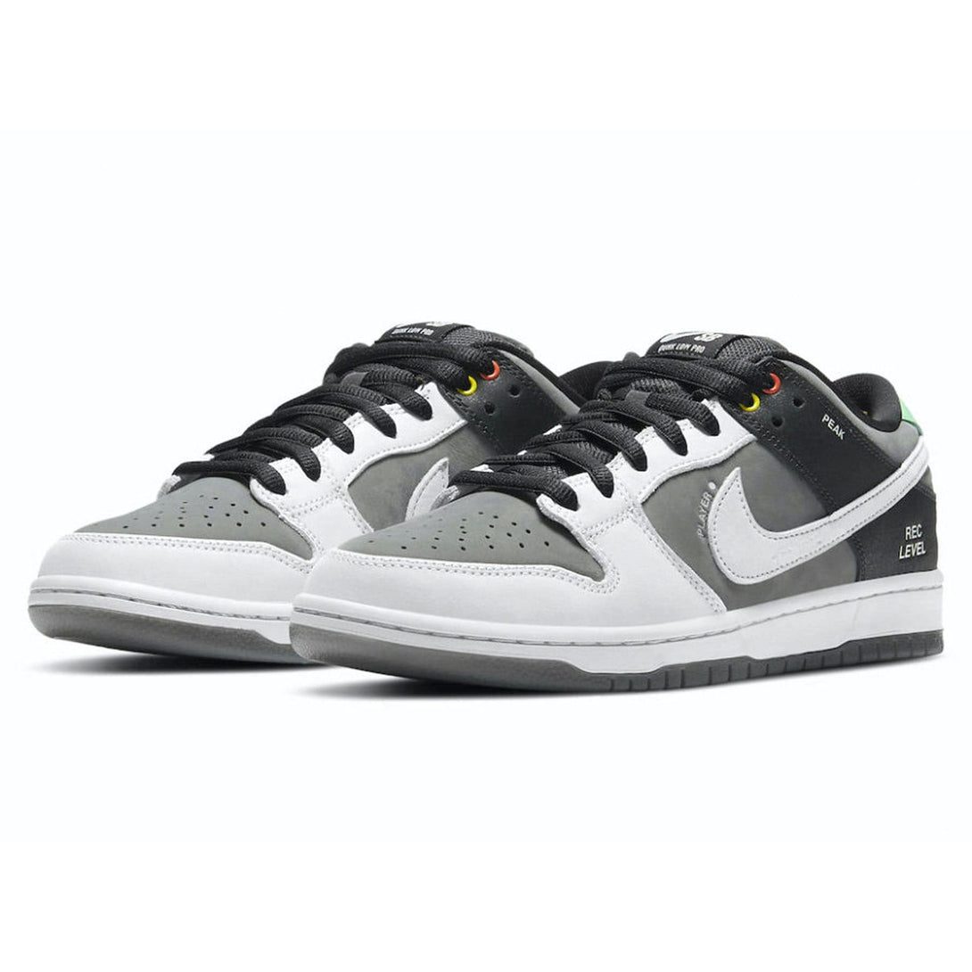 Nike Dunk Low SB 'Camcorder'- Streetwear Fashion - evapacs.com