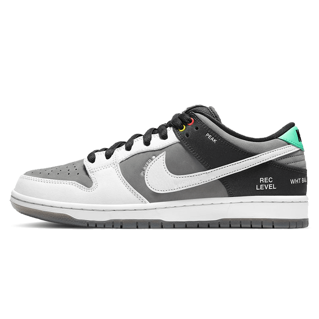 Nike Dunk Low SB 'Camcorder'- Streetwear Fashion - evapacs.com