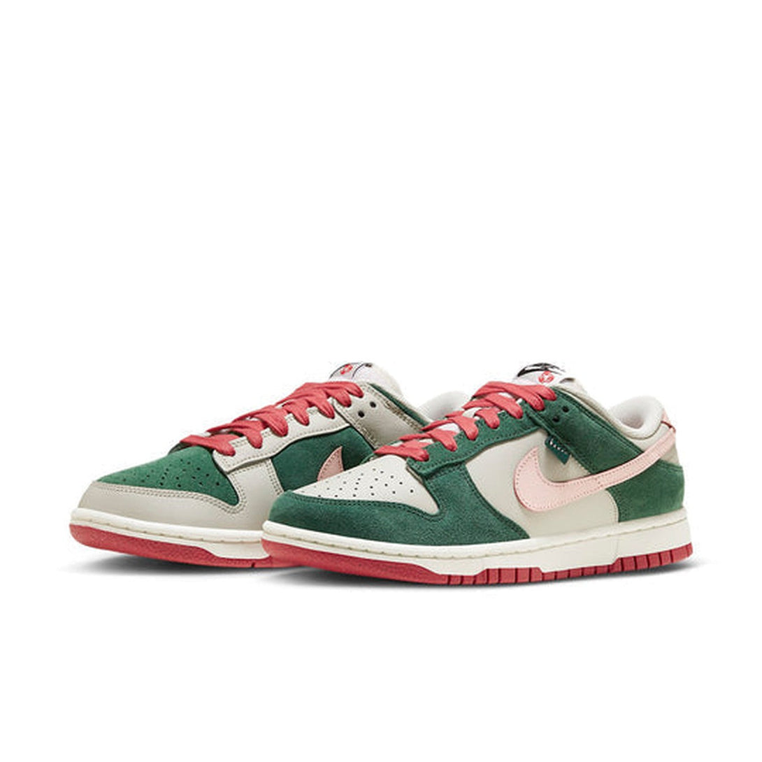 Nike Dunk Low SE 'All Petals United'- Streetwear Fashion - evapacs.com