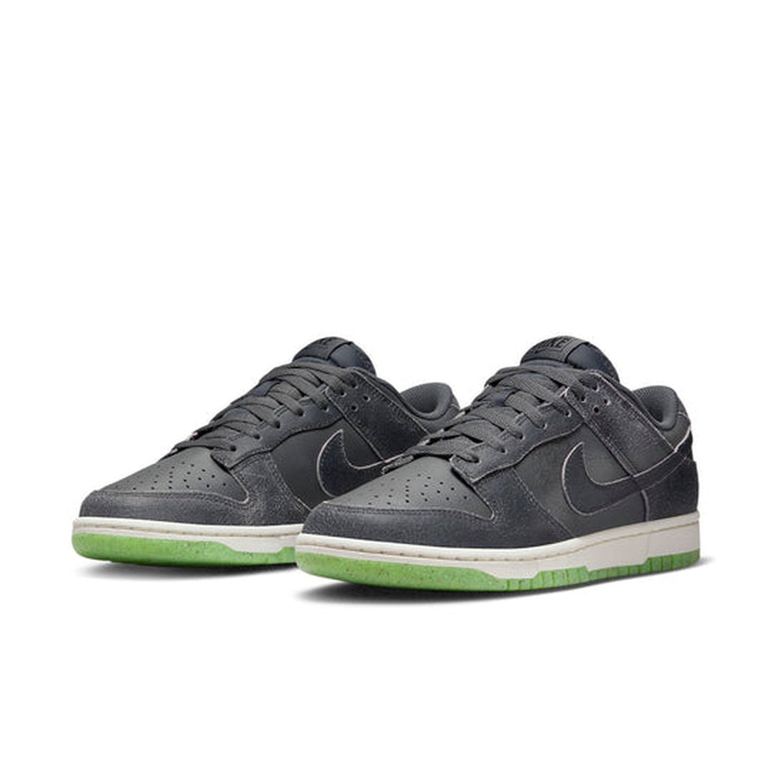 Nike Dunk Low SE 'Halloween - Cauldron'- Streetwear Fashion - evapacs.com