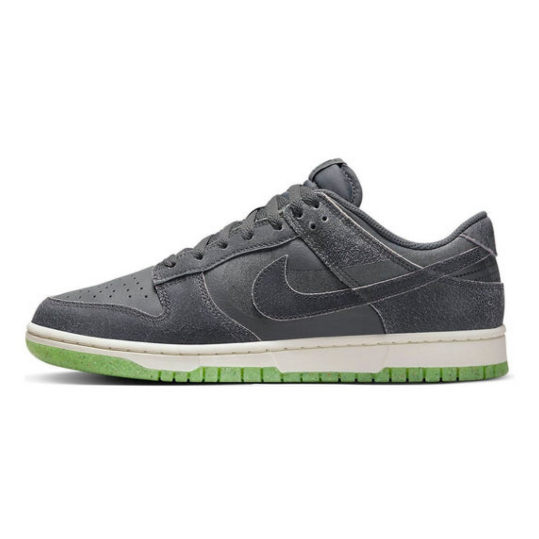 Nike Dunk Low SE 'Halloween - Cauldron'- Streetwear Fashion - evapacs.com