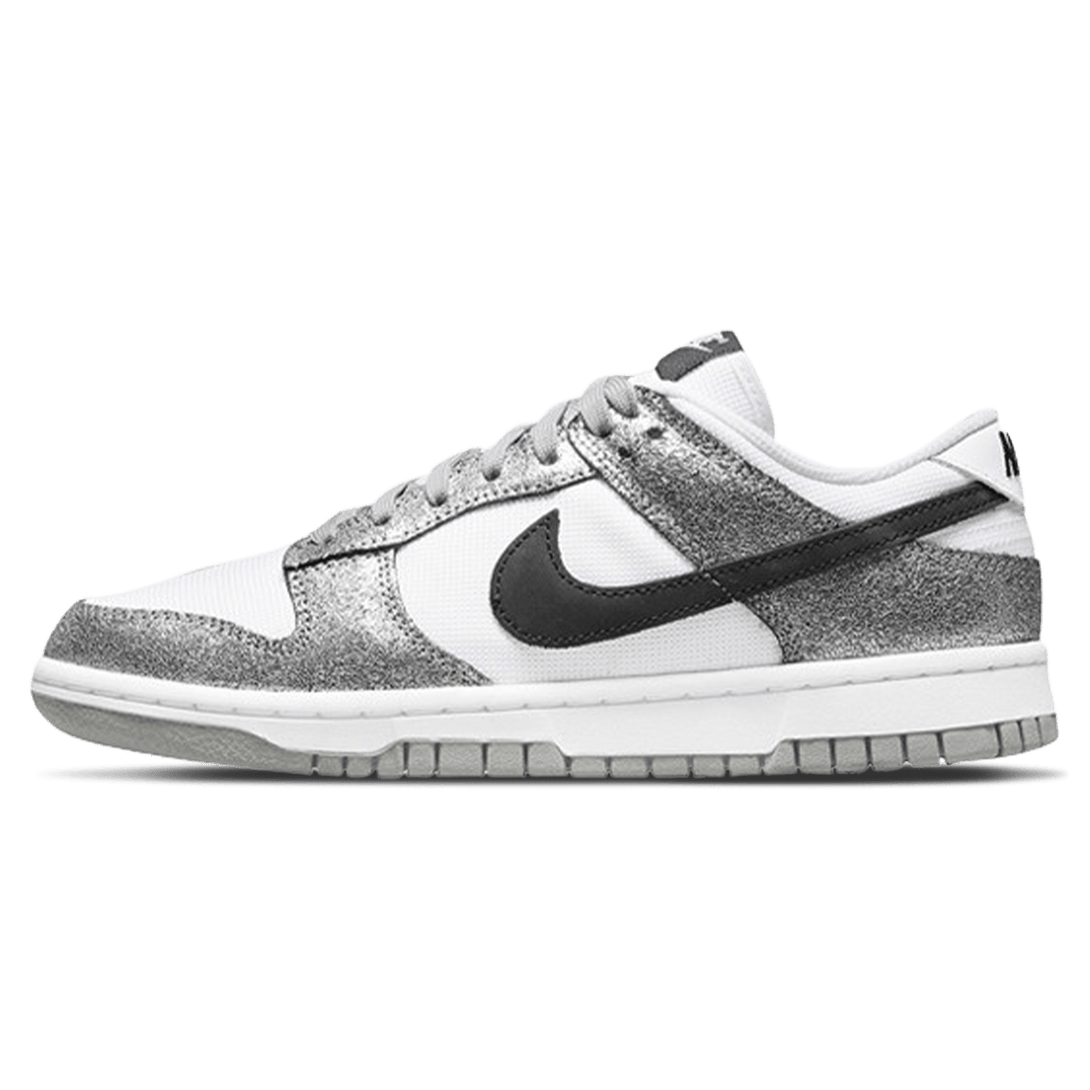 Nike Dunk Low Wmns 'Golden Gals'- Streetwear Fashion - evapacs.com