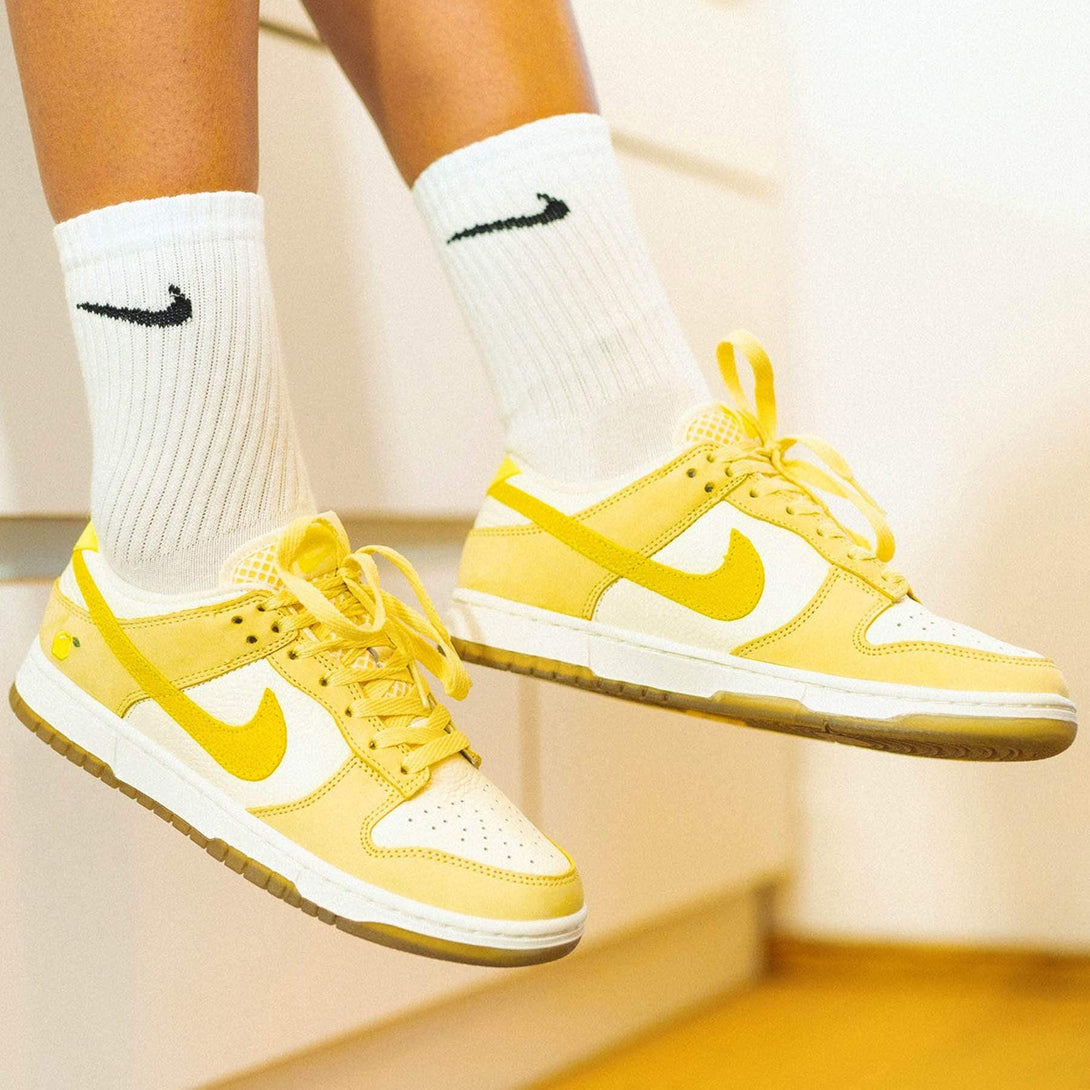 Nike Dunk Low Wmns 'Lemon Drop'- Streetwear Fashion - evapacs.com