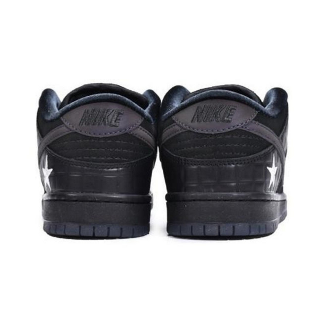 Nike Familia x Dunk Low Pro QS SB 'First Avenue'- Streetwear Fashion - evapacs.com