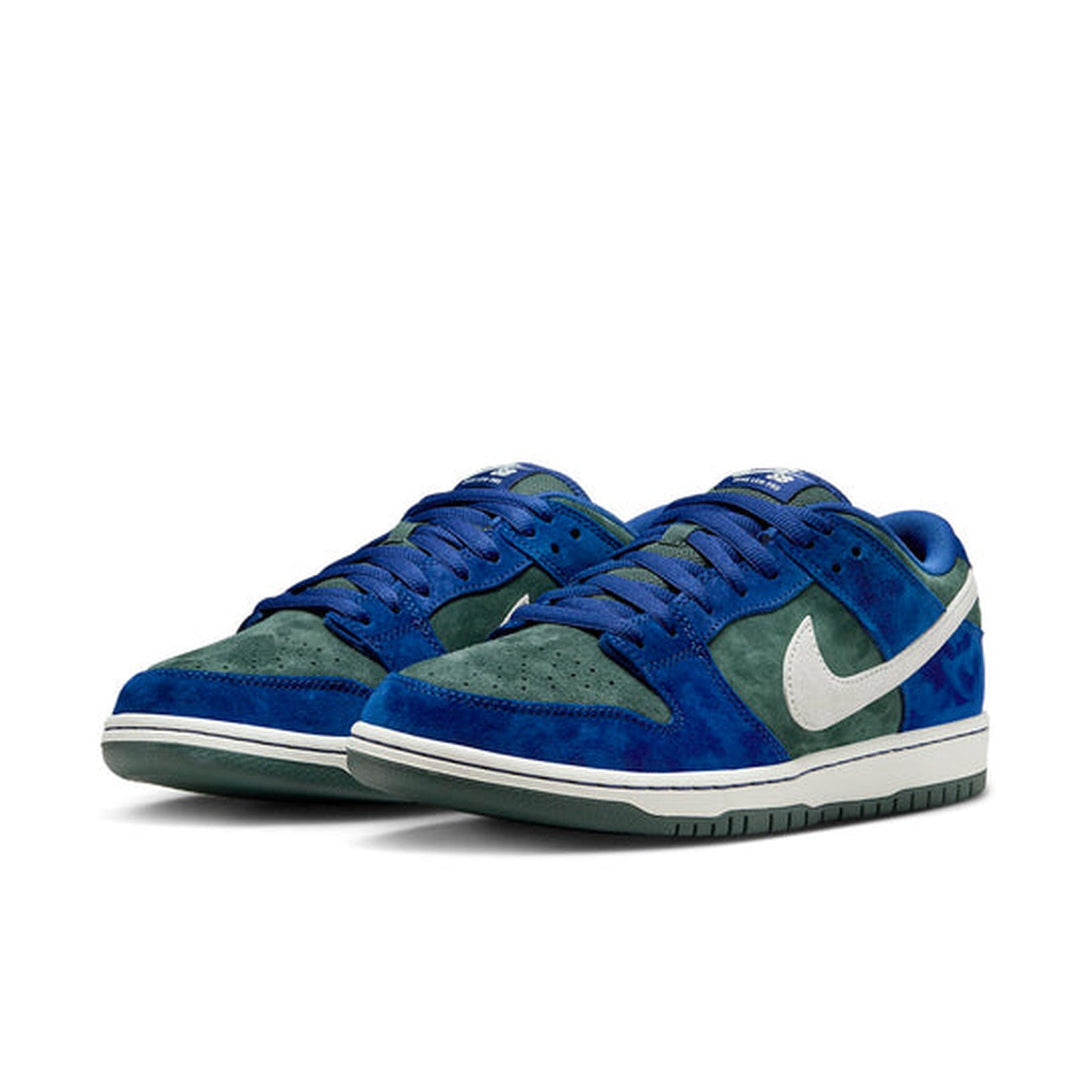 Nike SB Dunk Low 'Deep Royal Blue'- Streetwear Fashion - evapacs.com