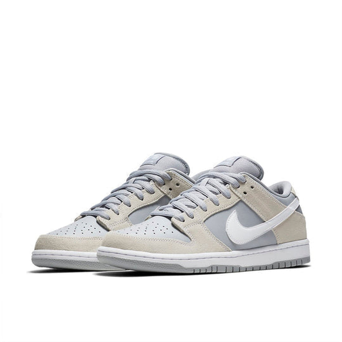 Nike SB Dunk Low 'Summit White'- Streetwear Fashion - evapacs.com