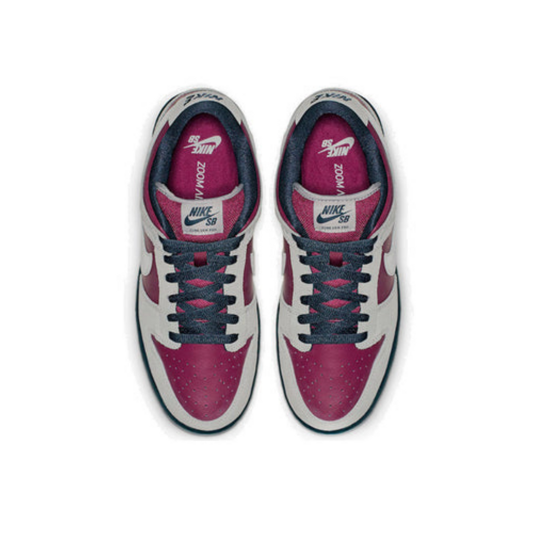 Nike SB Dunk Low 'True Berry'- Streetwear Fashion - evapacs.com