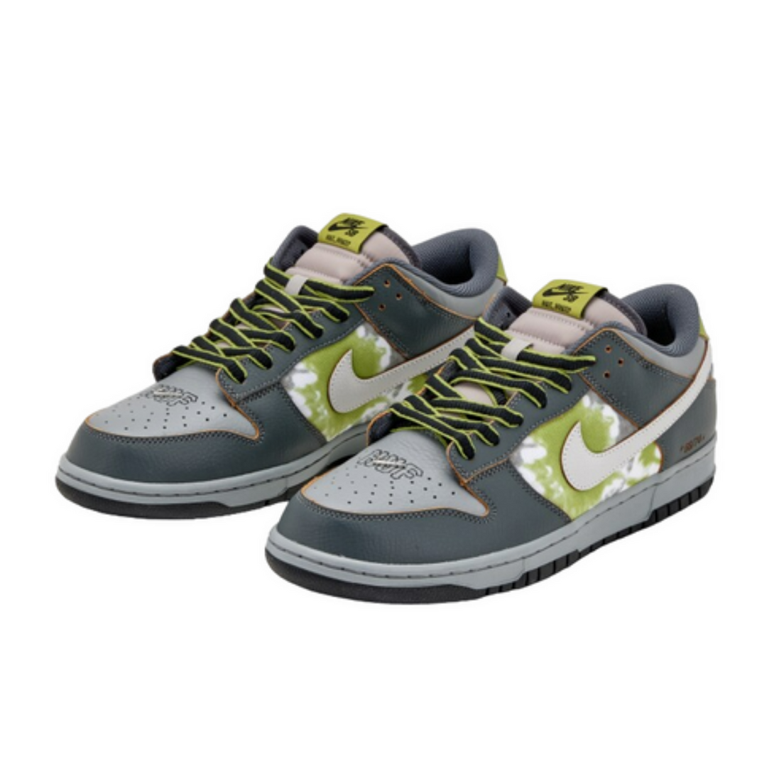 Nike x HUF SB Dunk Low 'Wait, What!?' Friends & Family- Streetwear Fashion - evapacs.com