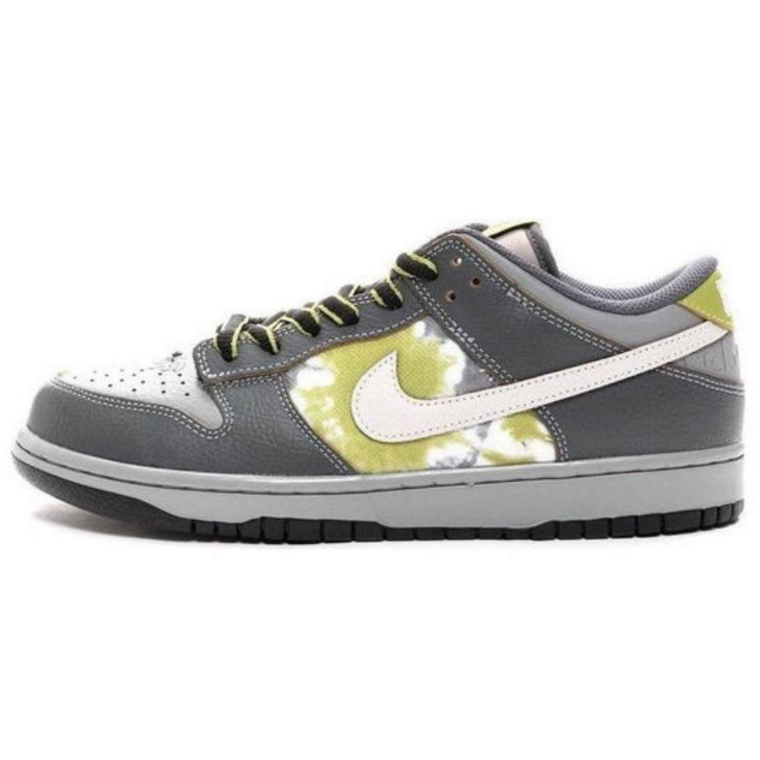 Nike x HUF SB Dunk Low 'Wait, What!?' Friends & Family- Streetwear Fashion - evapacs.com