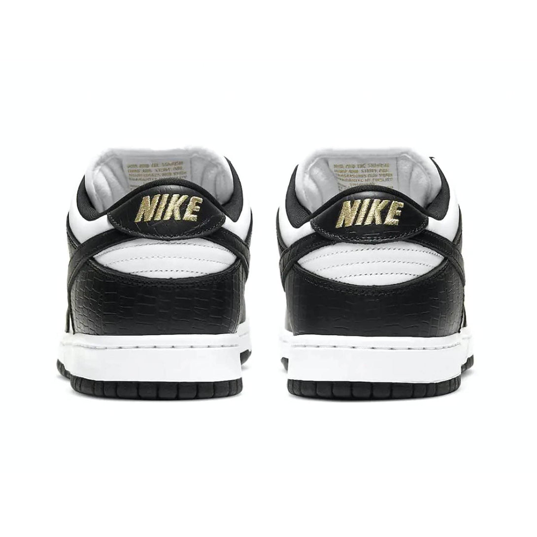 Supreme x Nike Dunk Low OG SB QS 'Black'- Streetwear Fashion - evapacs.com