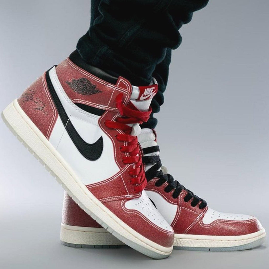 Trophy Room x Air Jordan 1 Retro High OG SP 'Chicago'- Streetwear Fashion - evapacs.com